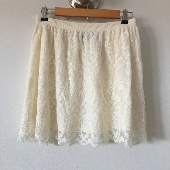 Lace Skater Skirt Sz 8 - Picture 6 of 6